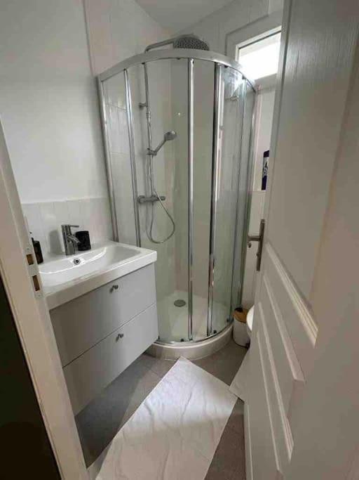 Ferienwohnung Le Saint-Mande Elegant Et Pratique, Metro 1 A Deux Pas Exterior foto